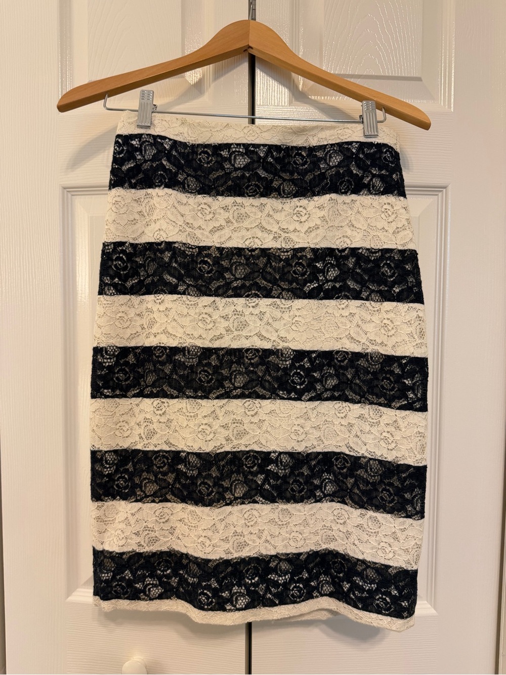 The Limited Navy and Cream Lace-Striped Pencil Skirt